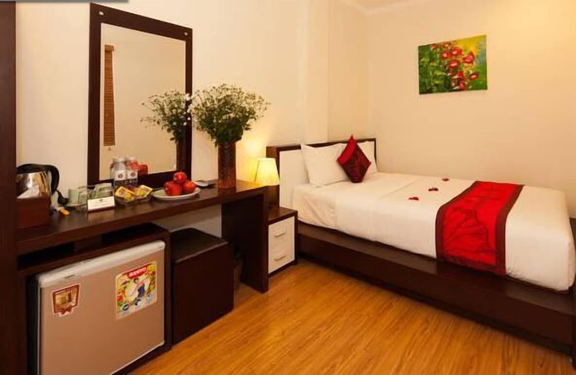 Rising Dragon Estate Hotel Hanoi Exterior foto